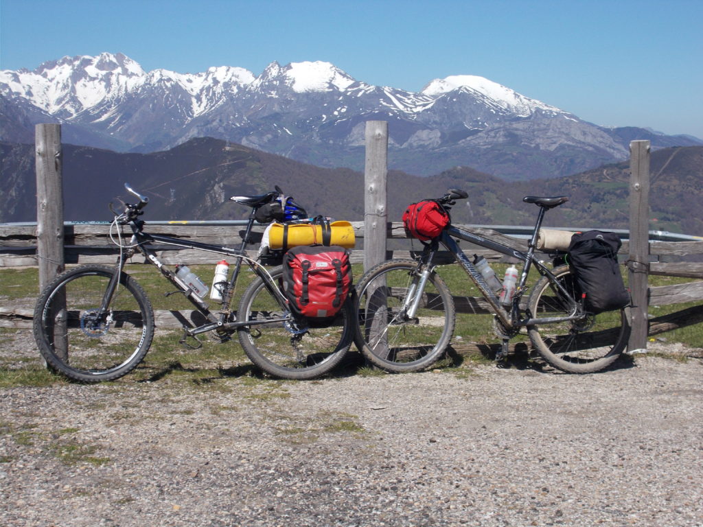 Cycling across Spain Via de la Plata and Camino de Santiago